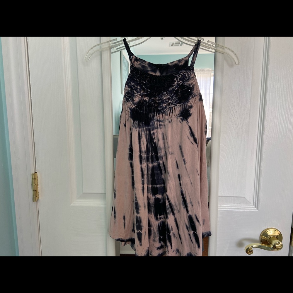 A&E TANK TOP